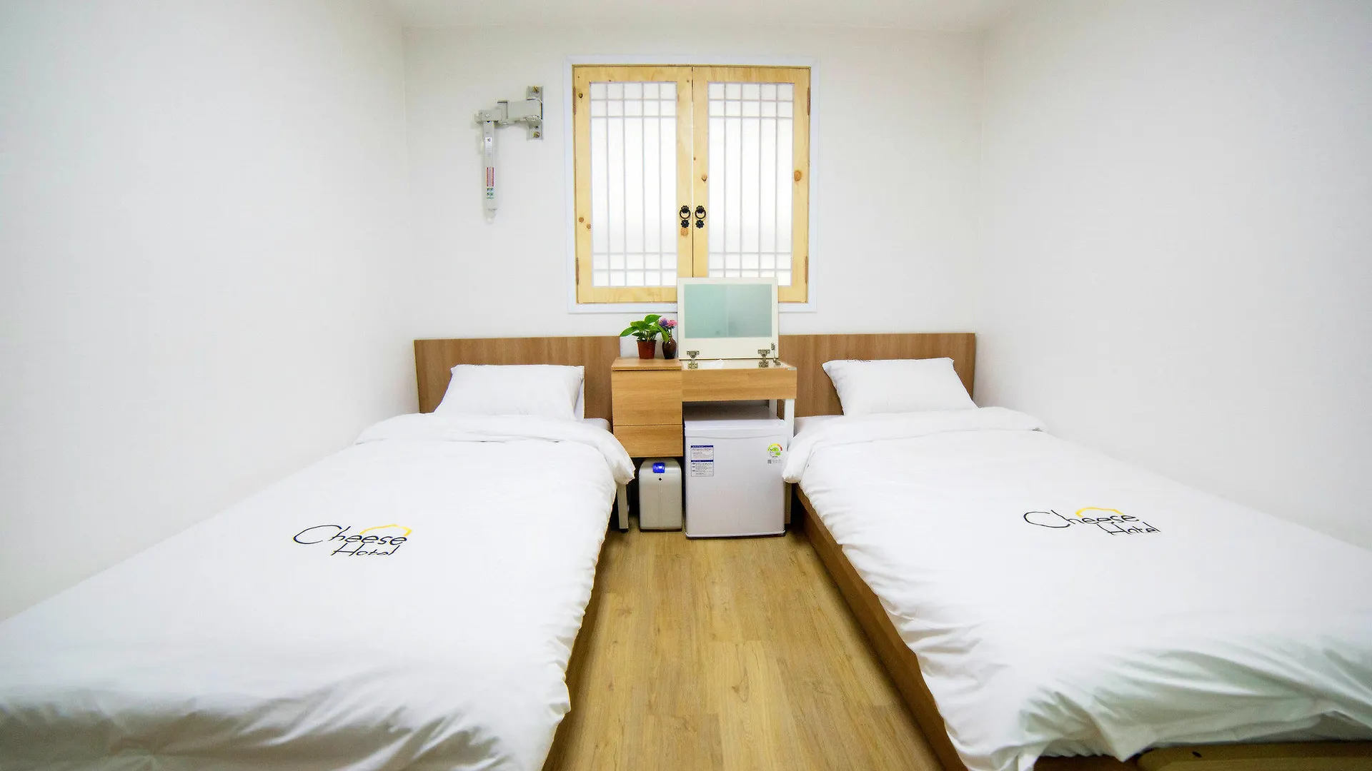 Cheese Hotel Myeongdong Seoul 2*,  South Korea