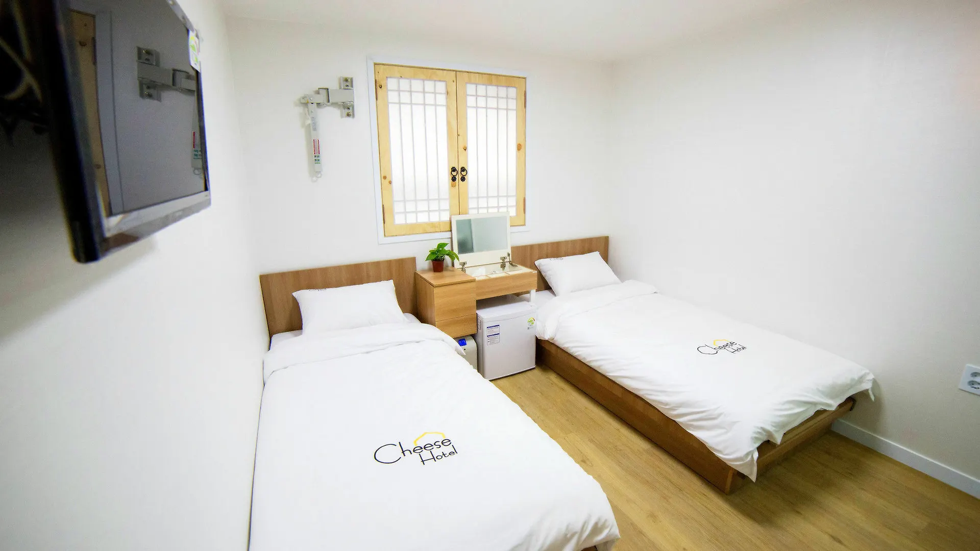 Cheese Hotel Myeongdong Seoul 2*,  South Korea